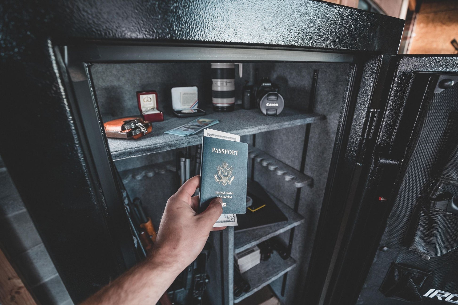 456593851